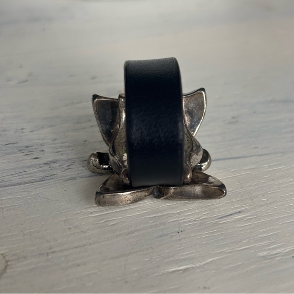 Big Bold Butterfly Ring - Picture 7 of 9